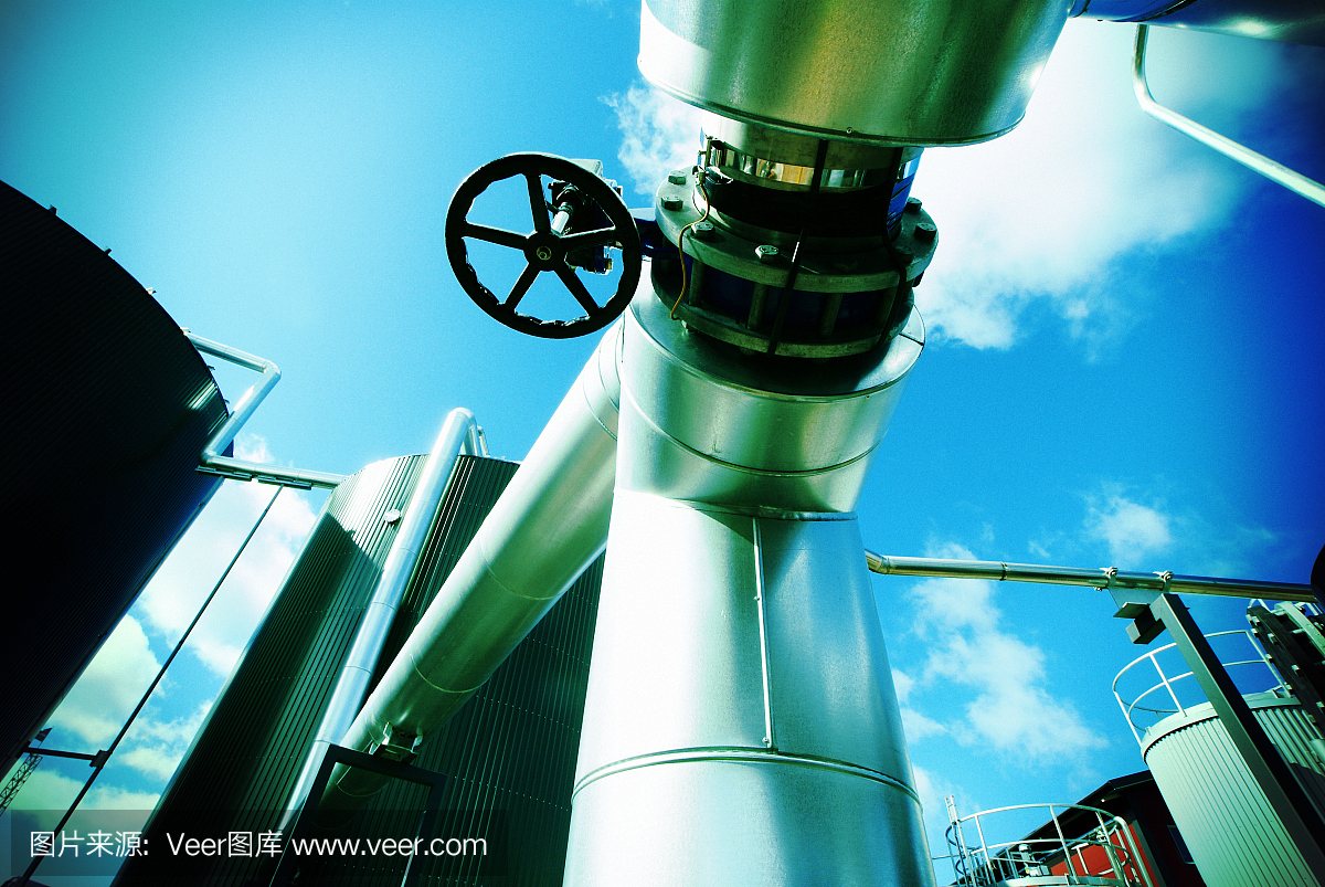 工業園區、鋼鐵管道、閥門迎藍天